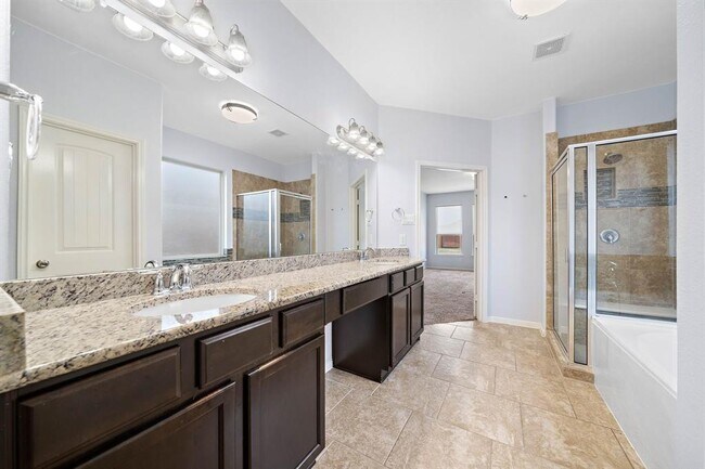 Building Photo - 29006 Dryander Forest Ct