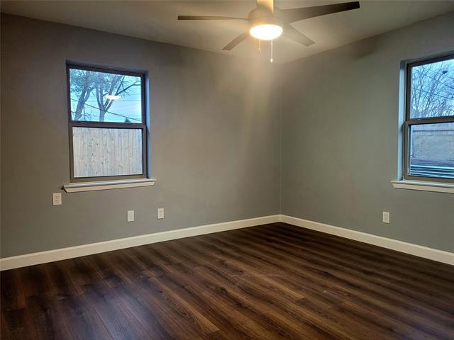Building Photo - 812 Irwin Dr