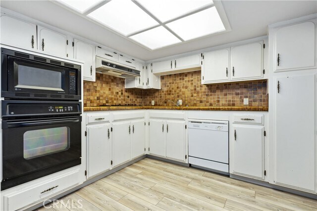 Building Photo - 440 Pacific St