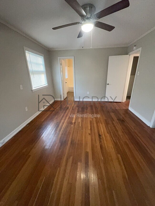 Building Photo - 5855 Canton Park Dr