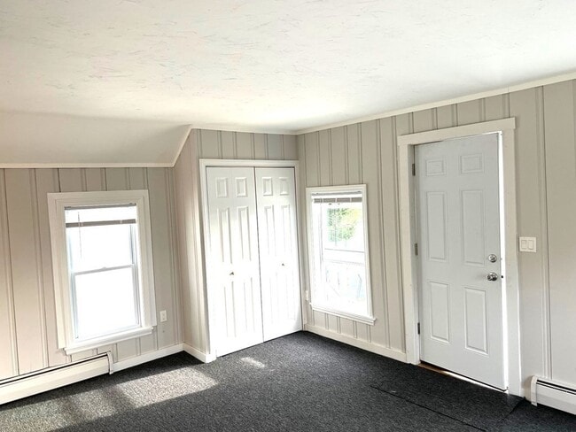 Building Photo - 23 B Siren St