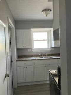 Building Photo - 215 Snead Dr