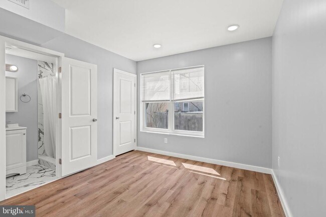 Building Photo - 2044 N Carlisle St