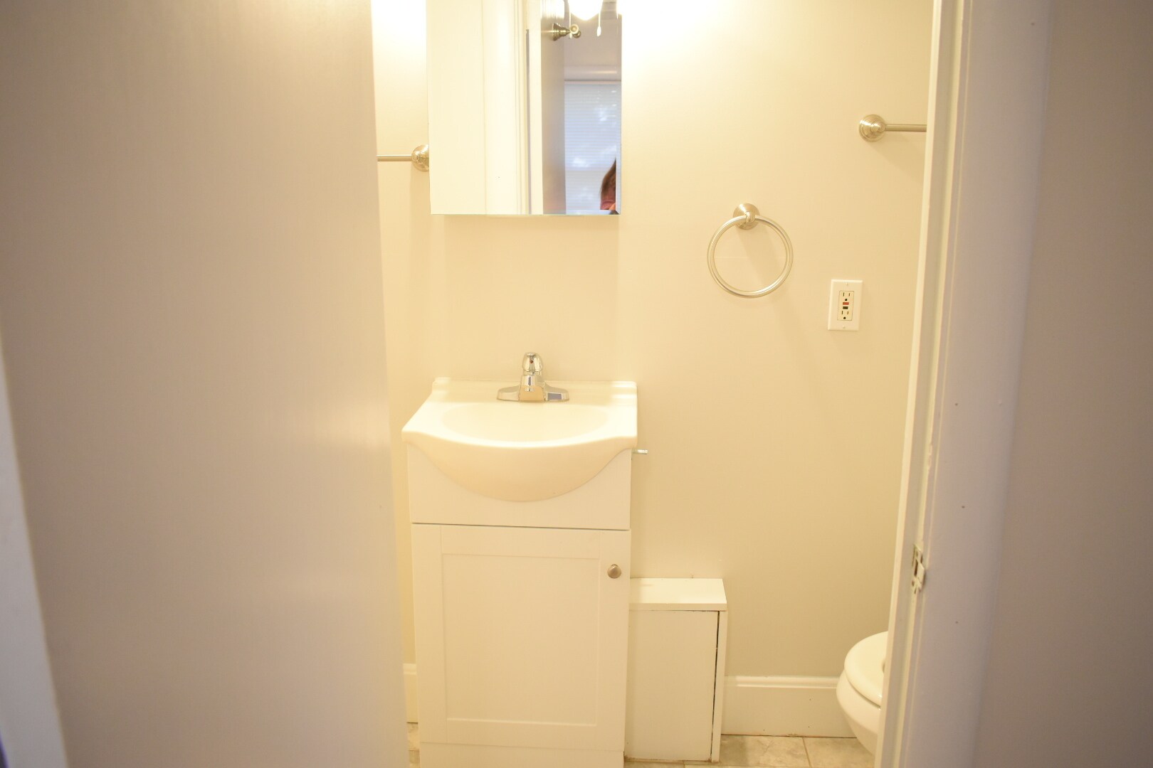 Building Photo - 2103 Pender Ave