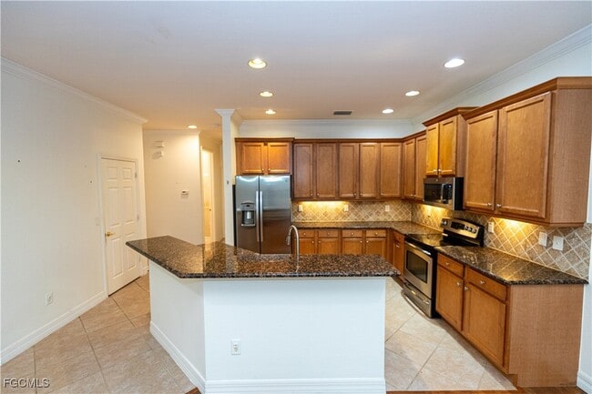 Building Photo - 10094 Mimosa Silk Dr