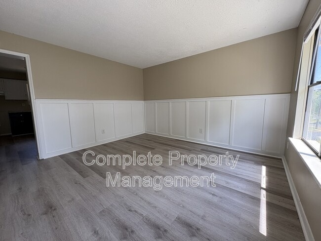 Building Photo - 1920 15th Way SW