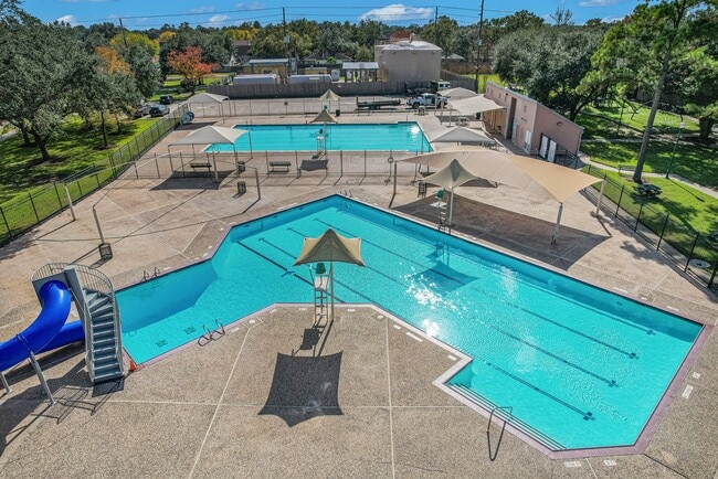 Building Photo - 13231 Harpers Bridge Dr