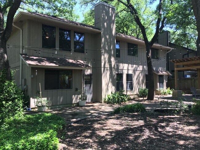 Building Photo - 12304 Boneta Cove