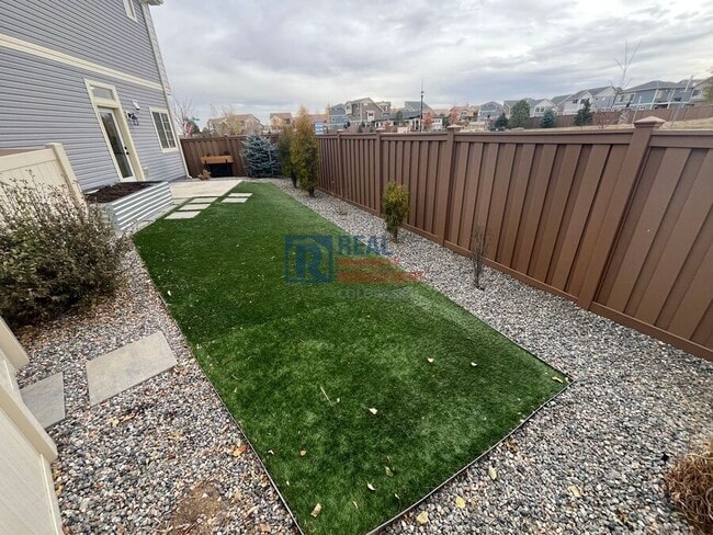 Building Photo - 3650 Pinonwood Ct