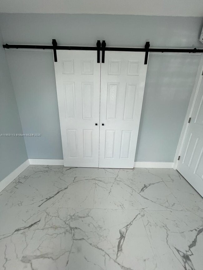 Building Photo - 47 NW 47th Ave