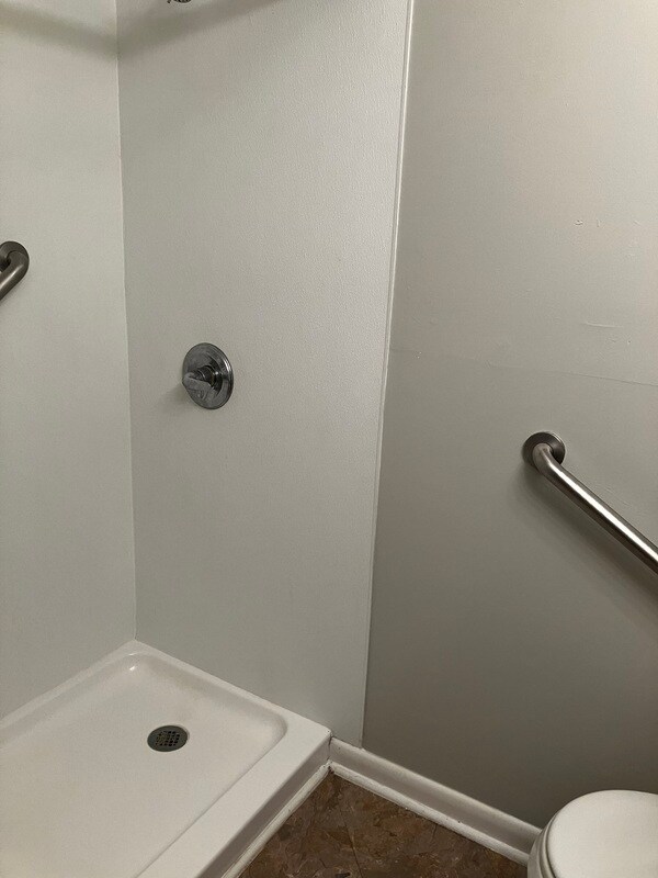 Building Photo - 7001 Green Manor Dr