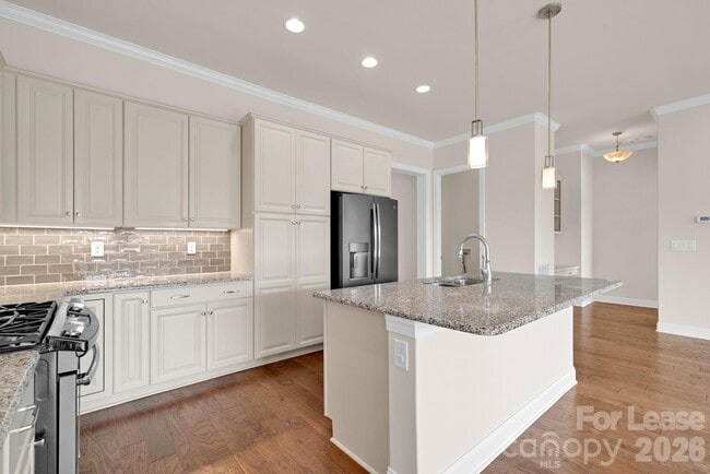 Building Photo - 5563 Elk Knob Ct