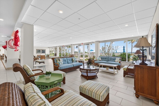 Building Photo - 3101 S Ocean Blvd