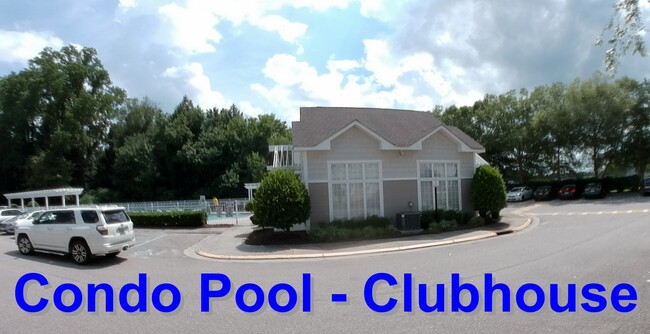 Building Photo - 908 Southmoor Dr