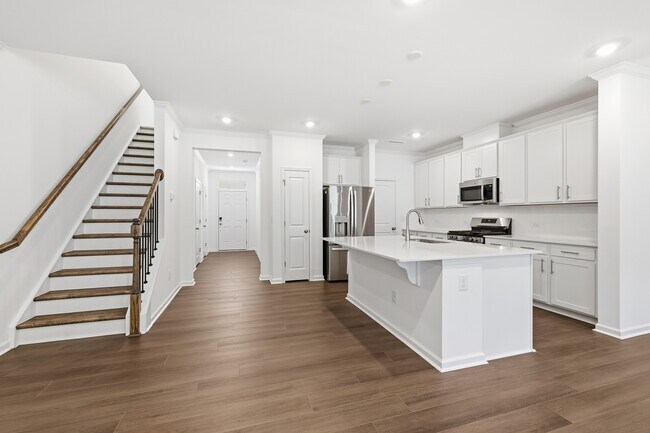 Building Photo - 216 Deercroft Dr