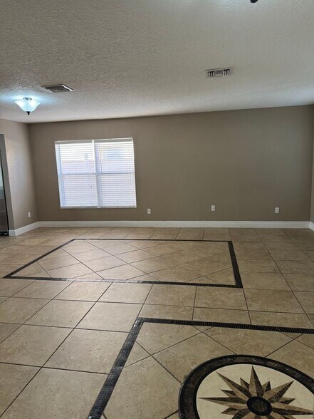 Building Photo - 15206 Perdido Dr