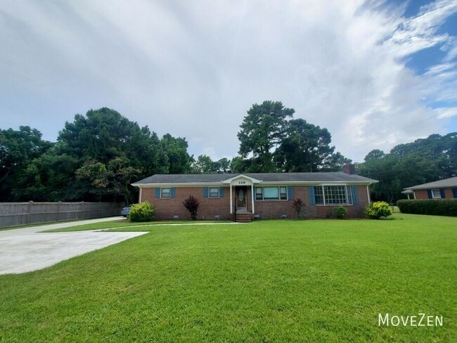 Building Photo - 109 Foxwood Ln