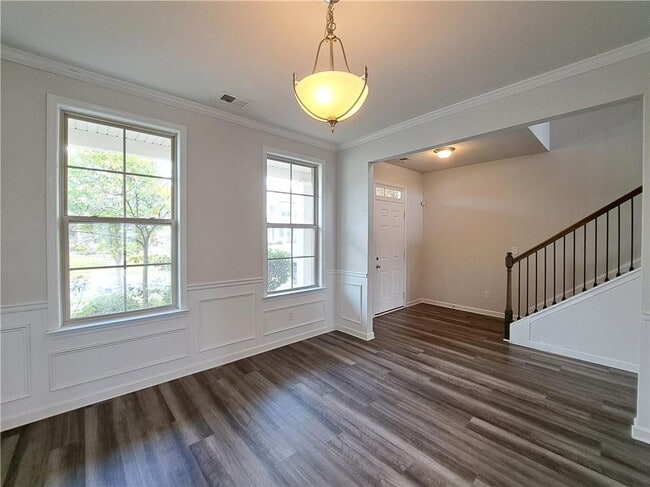 Building Photo - 3329 Long Creek Dr