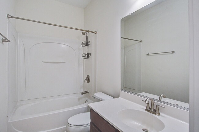 Building Photo - 156 Red Leaf Blvd