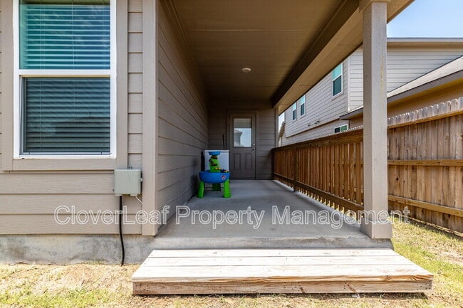 Building Photo - 6819 Whisper Grv