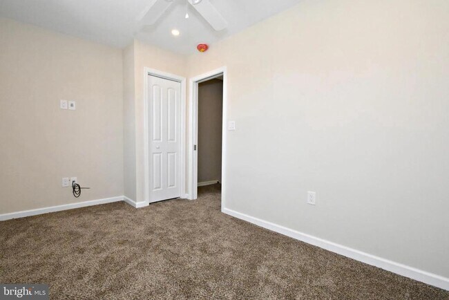 Building Photo - 3554 Miller St