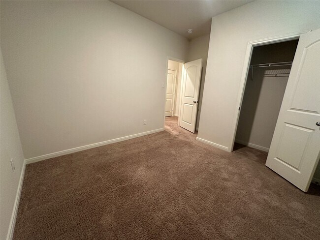 Building Photo - 26720 Frost Dr