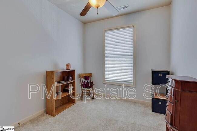 Building Photo - 1122 E Lee Rd