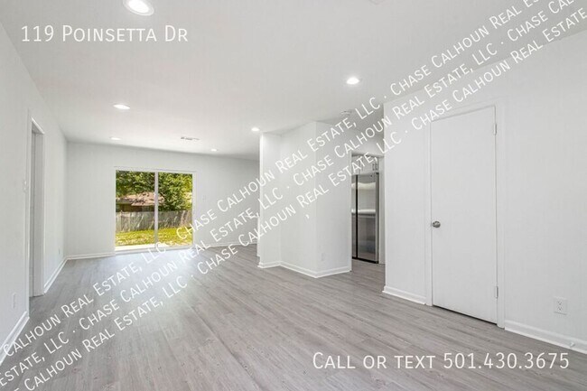 Building Photo - 119 Poinsetta Dr