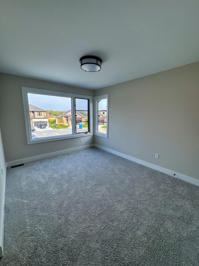 Building Photo - 54759 Camden Ct