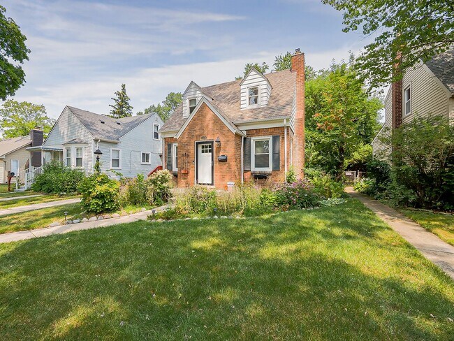 Building Photo - 21530 Olmstead St