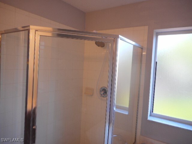 Building Photo - 17531 Cherry Ridge Ln