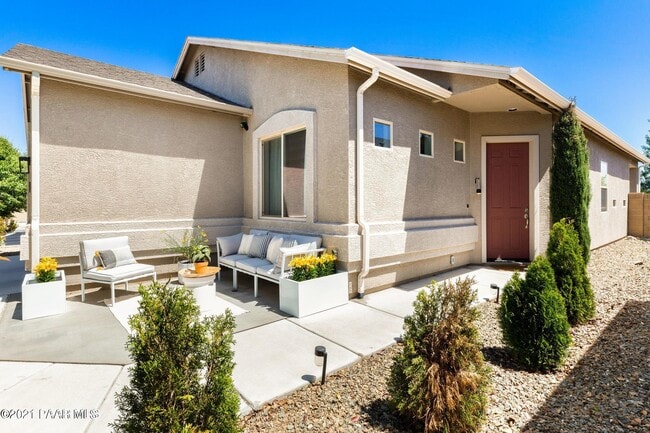 Primary Photo - 5827 Gerard Dr