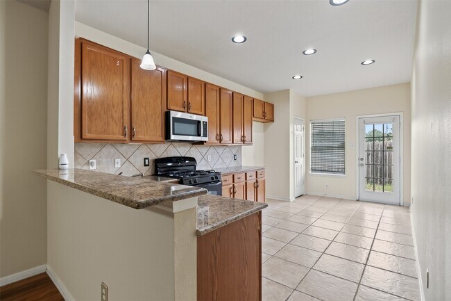 Building Photo - 9762 Wheaton Edge Ln