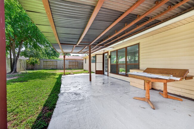 Building Photo - 21043 Northern Colony Ct