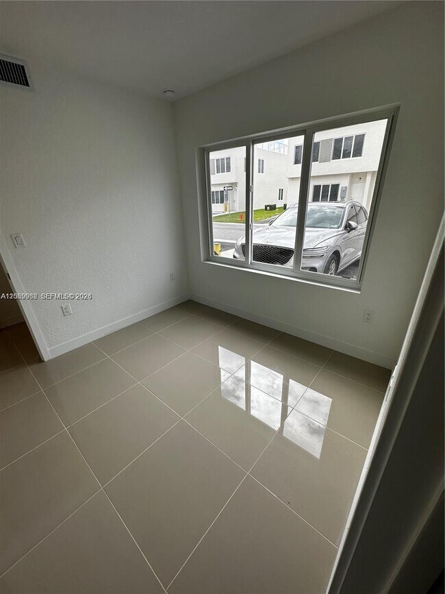 Building Photo - 25778 SW 143rd Path