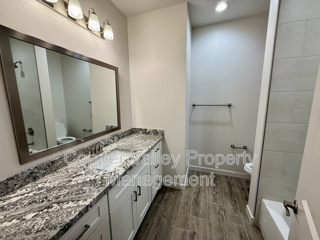 Building Photo - 13848 E Barwick Dr