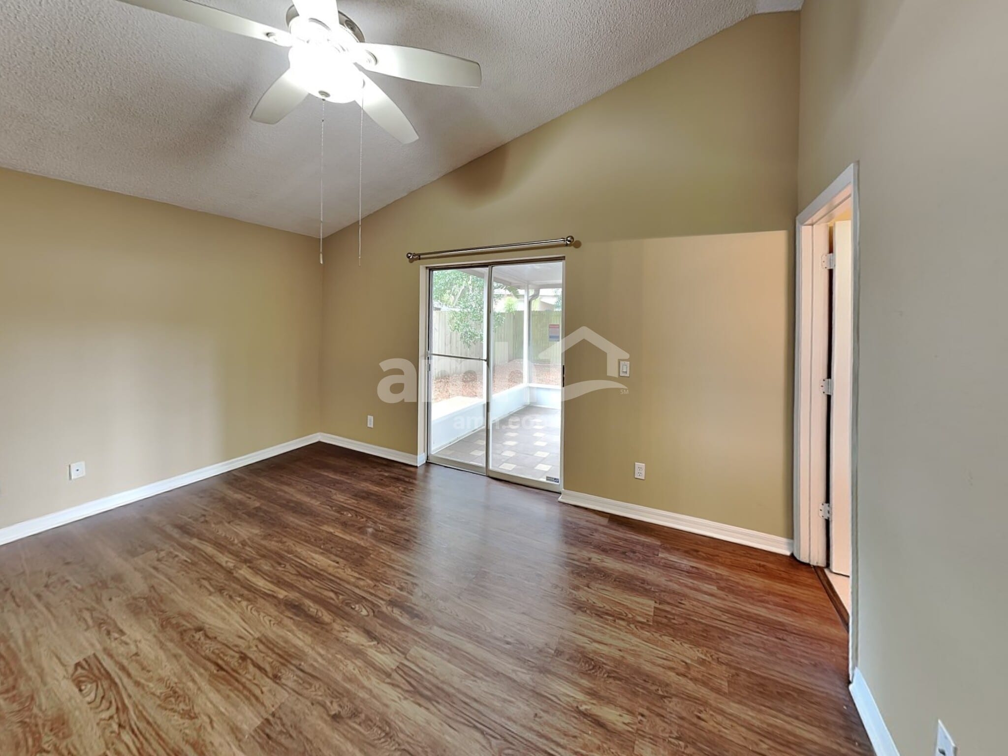 Building Photo - 12600 Parkbury Dr