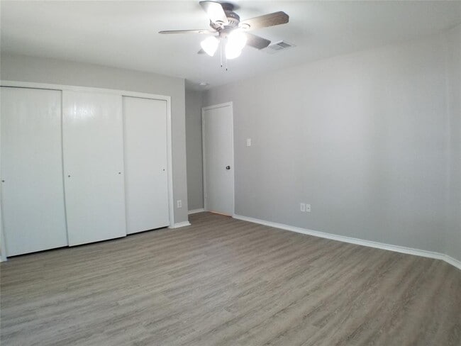 Building Photo - 11208 Blairview Ln