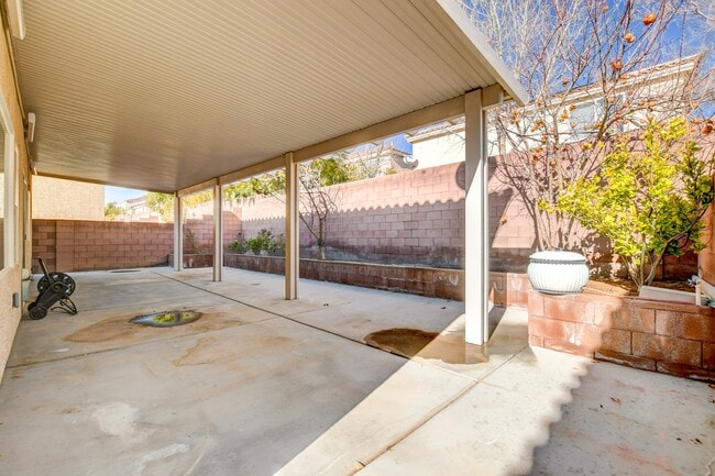 Building Photo - 6416 Shawnee Springs Ct