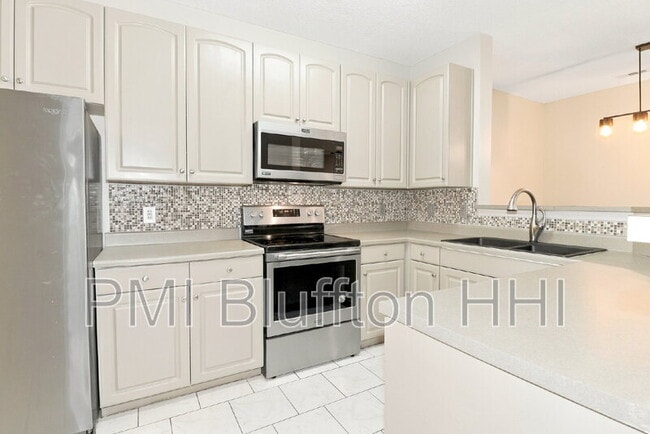 Building Photo - 100 Kensington Blvd