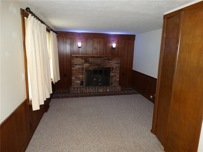 Building Photo - 146 Cutler Ave