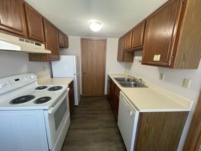 Building Photo - 109 N 74th St