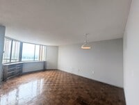 Building Photo - 1240 Harmon Cove Tower