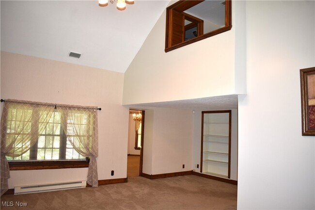 Building Photo - 2071 Dewey Rd