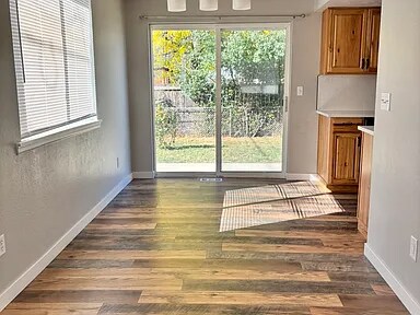 Building Photo - 4725 Nelson St