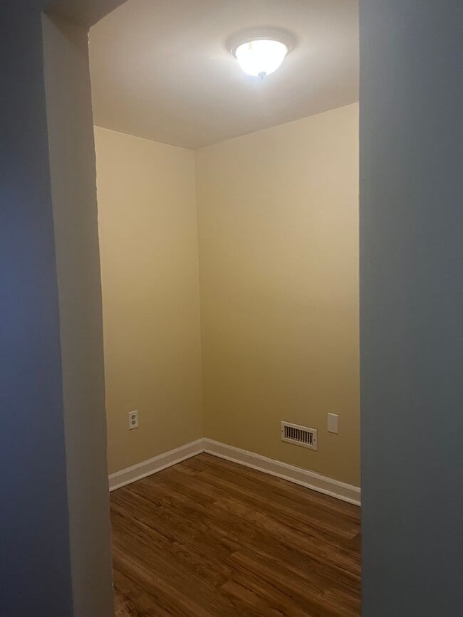 Building Photo - 2359 Druid Hill Ave