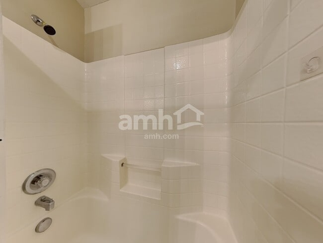 Building Photo - 2017 Woodhurst Trl