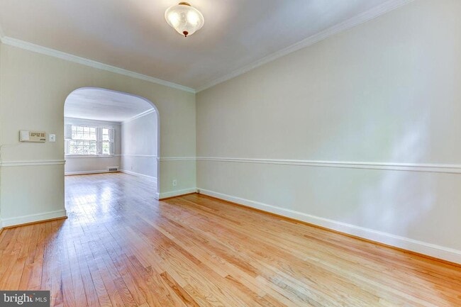 Building Photo - 4817 Reservoir Rd NW