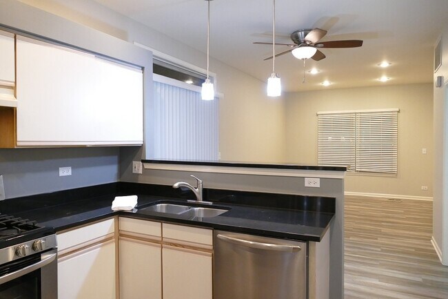 Building Photo - 2527 Eldorado Ln