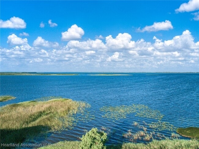 Building Photo - 44 Crawford Dr